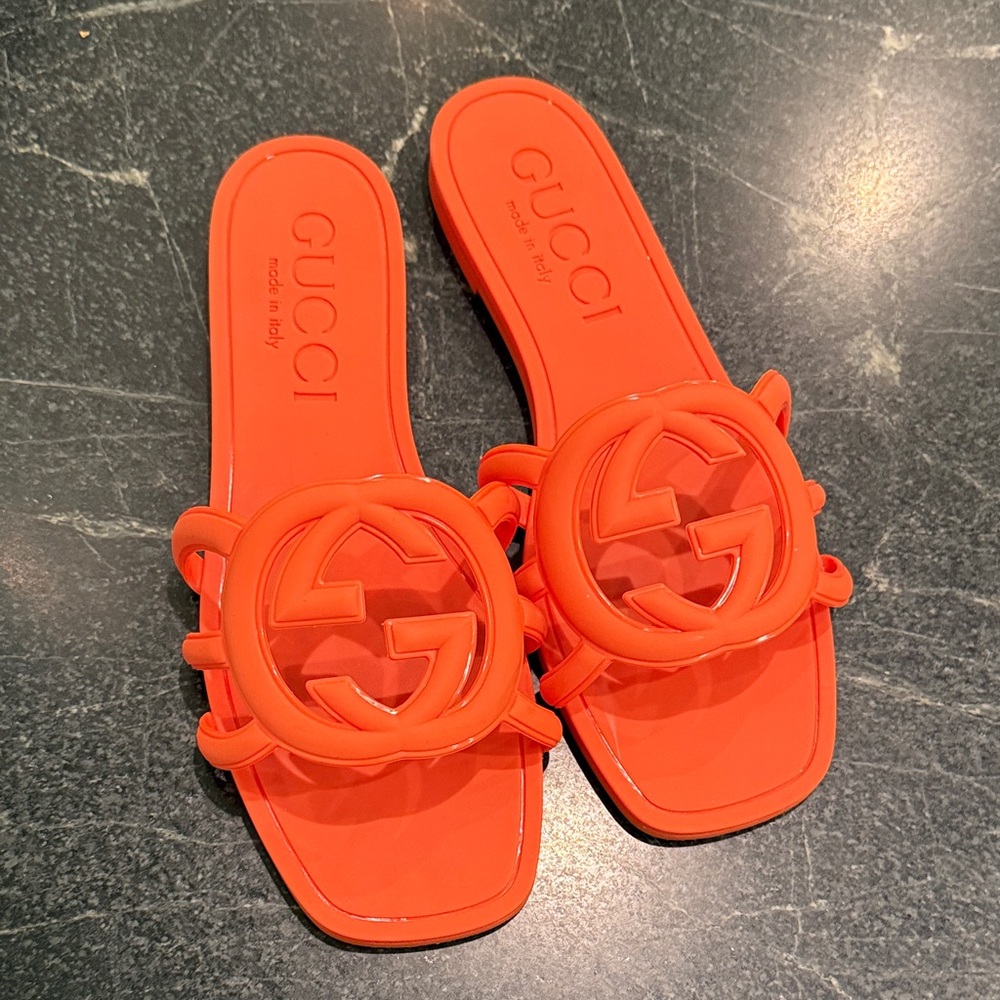 Gucci Interlocking G Slide Sandal